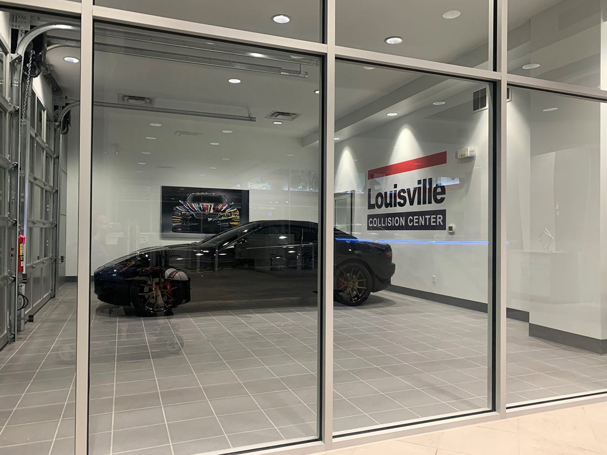 Delivery Bays | Louisville Collision Center in Louisville KY